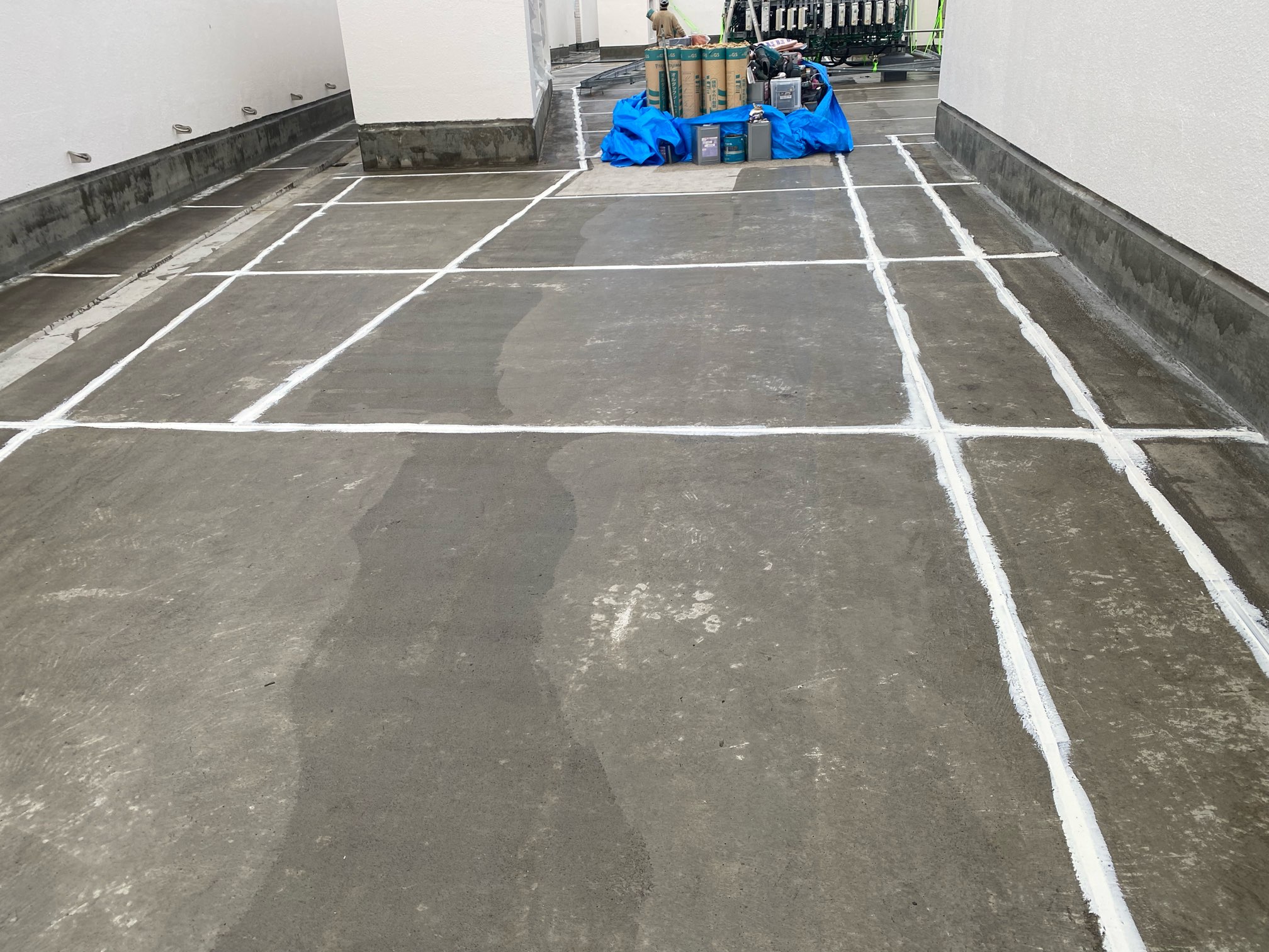 某レース場観覧席　屋上ウレタン防水工事